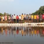 ग्रा.पं.आंगले अंतर्गत बंधारा बांधणे